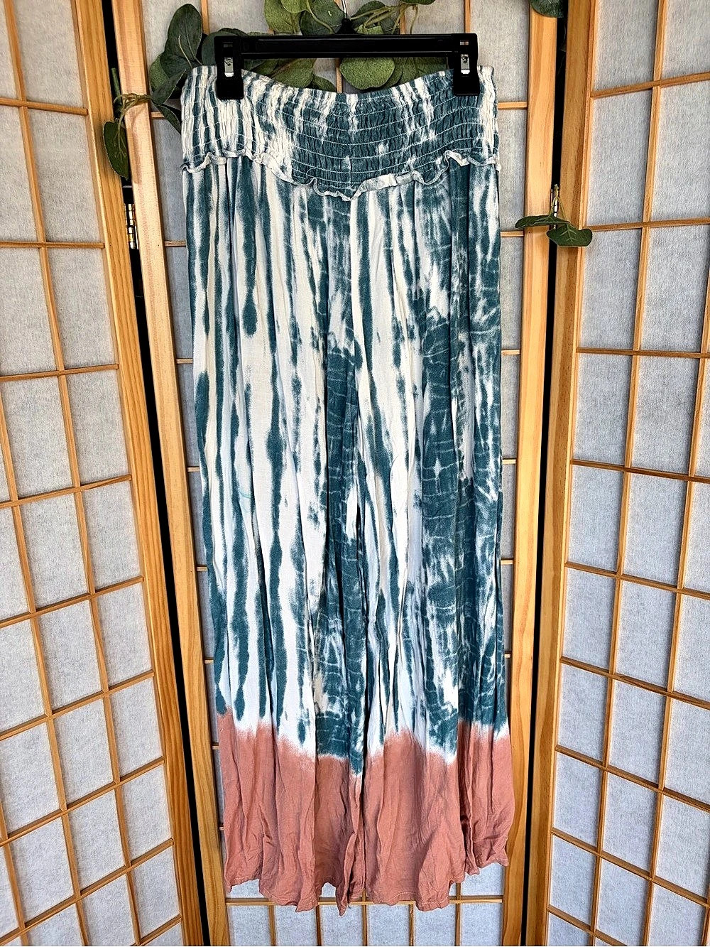 Ocean Drive Tie-Dye pants in Blue & Pink Size Small Like New
